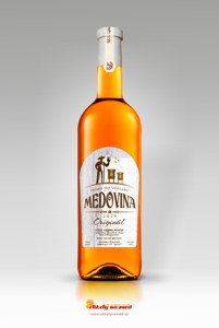 Etiketa na medovinu em-114x68 - 70